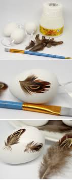 Diy Ostereier Mit Federn Bekleben Schnelle Osterdekoration Selber Machen Diy Basteln Selbermachen Selber Machen Ostern Osterdeko Selber Machen Ostereier