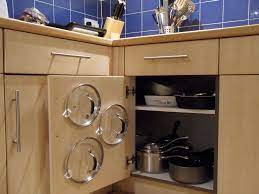 Easiest Cupboard Pan Lid Organiser Rangement De Cuisine Diy Idee Rangement Astuce Rangement