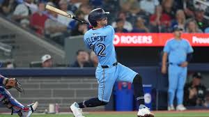 ¡Error afortunado! Jugador de Blue Jays ignora señal y conecta jonrón - Imagen principal del artículo
