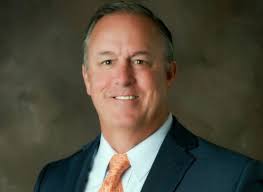 Ex-police chief will seek Summit council seat as a Republican