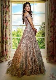 Designer Cocktail Outfits For A Perfect Reception Look Indian Wedding Reception Gowns Indian Wedding Gowns Indian Wedding Reception Outfits