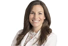 Kimberly Simon's Instagram, Twitter & Facebook