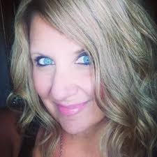 Brooke August (@brookeaugust)