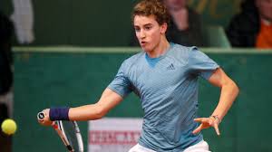Die tennisanlage tc fieberbrunn ist während der sommersaison eine gute anlaufstelle, wenn du lust auf tennis hast. Generali Open Quali Wildcard Fur Moritz Thiem In Kitzbuhel Sport Mix Tennis