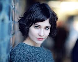 The actress plays sensitive and silly jess, who moves in with three men on the new comedy. Hd Wallpaper Tuppence Middleton Short Hair Celebrity Black Hair Girls Wallpaper Flare