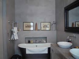 Pour de la douceur, il est préférable de privilégier un rose poudré. Tadelakt Solene Delahousse