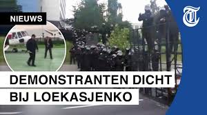 September 7 at 7:23 am ·. Loekasjenko Met Geweer Op Staatstelevisie Youtube