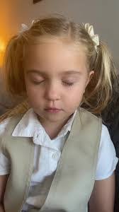 Heidi Peeler's Instagram, Twitter & Facebook