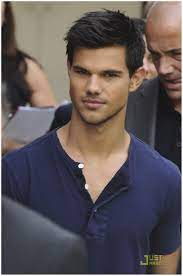 taylor lautner abduction photo call in paris in 2021 taylor lautner jacob black twilight taylor