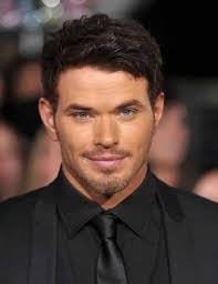 Lin-Manuel Miranda is Hermes in #PercyJackson series. See more 👇👇👇  https://hiddenremote.com/2023/07/11/percy-jackson-and-the-olympians-release-updates-synopsis-cast-and-more/?a_aid=47266  . . #Hermer character poster by @pedrohfgodoi ...