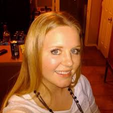 amber troxel (@thetroxel)