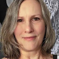 Kellie Jo's Instagram, Twitter & Facebook