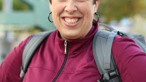 Un guide de voyages pour les tailles plus