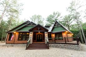 Lee's grand lake resort is a family oriented vacation resort located on oklahoma's beautiful grand lake o' the cherokees with 1300 miles of shoreline! Luxury Cabin Rental Near Broken Bow Lake Oklahoma