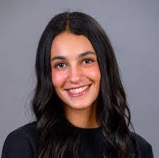 Gabrielle Cohen's Instagram, Twitter & Facebook