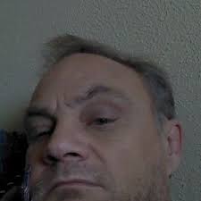 Robert Luton (@LutonRobert)