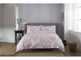 The new toile de jouy bedlinen range by the lyndon company is a timeless classic that just never dates because of the beautiful chintz printed with a simply stunning pastoral design. Toile De Jouy Vintage Pink Duvet Covers