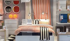 Ikea Hacks Fur Das Bett Die Coolsten Ideen Rund Ums Schlafgemach All its super clever storage that makes life oh so easy. ikea hacks fur das bett die coolsten