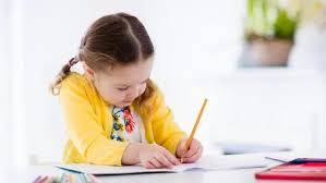 Setiap angka dan huruf disertai dengan suara pengucapan sehingga mempermudah anak untuk mengetahui bunyi huruf. Bunda Ajari Anak Belajar Menulis Huruf Dengan 5 Cara Menyenangkan Ini Yuk