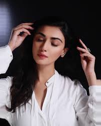 Self love 💞 To love oneself is the beginning of a life-long romance 💕  #selfcompassion 🧚🏻‍♀️