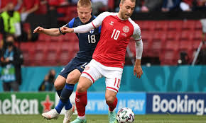 Agli europei 2021 di calcio va in scena un'altra partita della … Danimarca Finlandia Dramma Eriksen Sviene In Campo Massaggio Cardiaco E Compagni In Lacrime Le Condizioni Aggiornate Ilbianconero Com