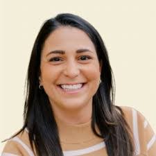 Veronica Birch's Instagram, Twitter & Facebook