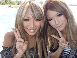 TAKAHASHI Yuma (Yumachi) & TANAKA Aina | Gyaru hair, Gyaru fashion, Gyaru  makeup