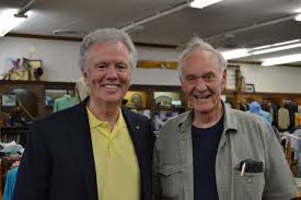 Reed S Book Signing In Columbus Ms With Retired Police Chief Charlie Watkins Who Inspired A Character In A Ghostly Shade Of Book Signing Police Chief Books