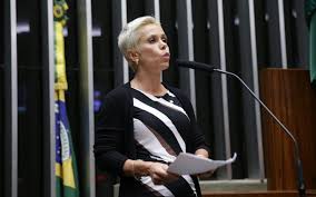 Sobre cristiane brasil e seu vlog no barco. Governo Ignora Denuncias E Continua Defendendo Cristiane Brasil No Ministerio Sindicato Dos Bancarios