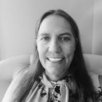 Ellen Grubb's Instagram, Twitter & Facebook