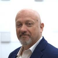 Paul Royce's Instagram, Twitter & Facebook