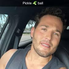 Private lessons at Frank Veltri Tennis Center 1 Plantation Florida powered  by TeachMe.To