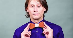 Marius Manole, imaginea creatorilor români de papioane din lemn