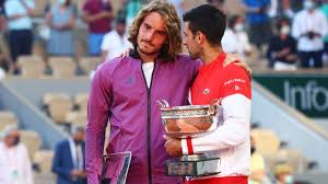 Tsitsipas and djokovic exchanged game victories until tsitsipas won a first set tiebreaker. Ji3jvzg1va1dym