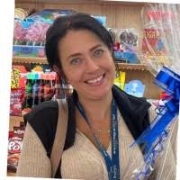 40+ "Emma Downs" profiles