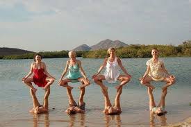 The Coolest Partner Yoga Amazing Pics Partner Yoga Poses Partner Yoga Yoga Challenge