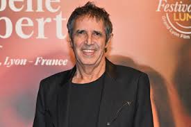 Photo Julien Clerc : Paradise Papers droits d'auteur patrimoine ... - Public