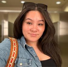 Do food trucks use self-service kiosks for customer ordering and payment?