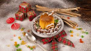 Along with the meat, christmas foods found at the traditional dinner include stuffing which is also called dressing, and a number of different vegetables like corn, creamed onions, broccoli, squash, potatoes and cranberry sauce. Latin American Desserts That Are Great For Christmas Dinner Mamaslatinas Com