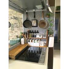 根強い人気 カインズの skitto スキット で叶える美収納術 小さなキッチンのデザイン キッチンデザイン キッチン 整理