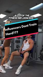 stitch with @ben.sag but we went gym 😓 #zyzz #protein