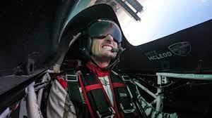 How To: Handle The G-Force In The Red Bull Air Race - Youtube