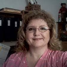 Darla John's Instagram, Twitter & Facebook