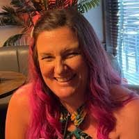 Nicola Bateman's Instagram, Twitter & Facebook