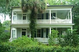 Pat Conroy S Home In Beaufort Sc I Could Live Here Modern Log Cabins House Exterior Architecture