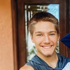 Alexis Hawkinson and Storm Fisher's Wedding Website