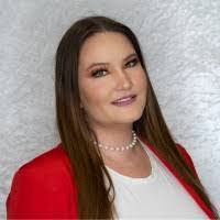 Callie Rich's Instagram, Twitter & Facebook