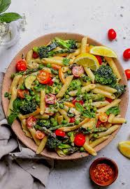 Stir in the asparagus, mushrooms and zucchini to the skillet and cook until tender, about 5 minutes. Pasta Primavera Two Peas Their Pod