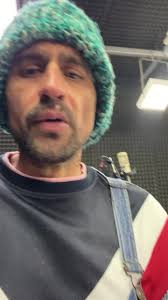 fr4nzmusic 👉🏼 un crack que se las trae! 🚀 en medio de tantas promesas de  campaña, me tocó conocer un gran artista, con un mensaje impecable para los  que amamos el arte.