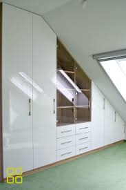 Einbauschrank Fur Dachschrage Schrankwerk De In 2020 Einbauschrank Badezimmer Bauen Einbauschrank Dachschrage